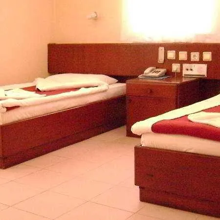 Hotel Talat 2*
